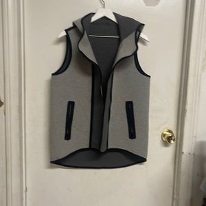 Elie Tahari Sport Margie Vest Hooded Jacket Large